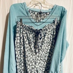 XL Liz Claiborne pj/loungewear set